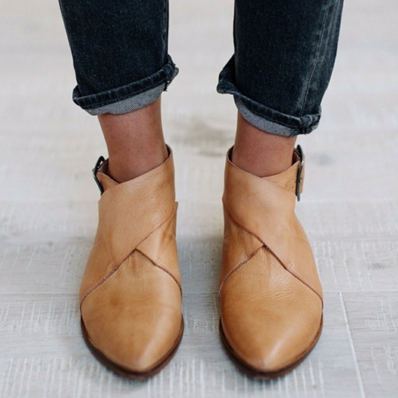 Free People Shoes - Free People Bryce wrap ankle booties camel brown 6
